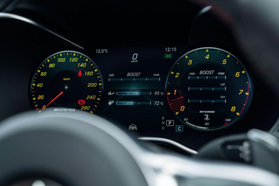 Панель приборов Mercedes-AMG C43 4Matic Coupe (C205) 2018 года  (AU) (фото 6 из 40)